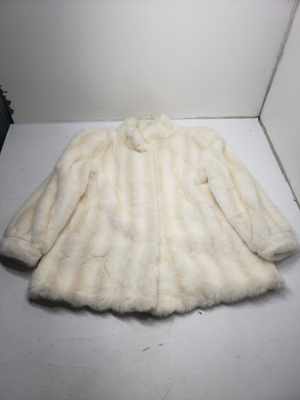 Vintage Monterey Fashions Faux Fur Coat Womens 3X Ivory Cream USA Made